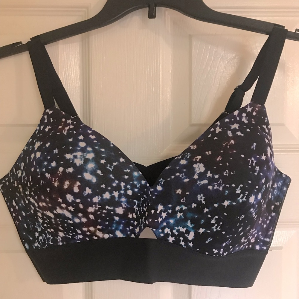 Spanx “Waves to Workout” Medium Impact Sports Bra